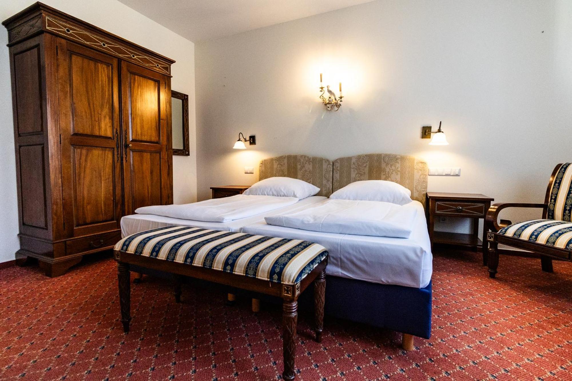 Schloss Neckarbischofsheim Dış mekan fotoğraf